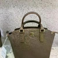 ราคา กระเป๋าหนังวัวแท้แบรนด์ Guy Laroche women (1732297776483502652)