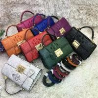 ราคา กระเป๋าถือผู้หญิง หนังจระเข้ แฟชั่นลำลอง กระเป๋าสะพายไหล่เดียว กระเป๋าสะพายข้าง กระเป๋า goyard ของ แท้ (1731344801971209352)