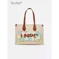 ราคา Lyn around - กระเป๋าโท้ท LNRD Flora Bloomie (A25S2WG006) (1732272411317078217)