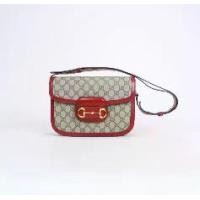 ราคา (Second-hand) GUCCI Horsebit 1955 Small Shoulder Bag ( used in very good condition ) (1731112390809979902)