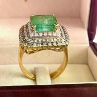 ราคา แหวนเงินแท้925 ฝังพลอยมรกตแท้น้ำหนัก 9.48กะรัตพร้อมใบเซอร์ ล้อมด้วยเพชรcz (1729981325854542282)