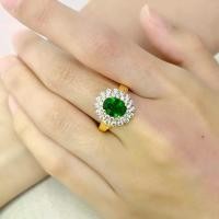 ราคา ส่งฟรี แหวน มรกตล้อมเพชร เครื่องประดับไทย พูนทรัพย์ มีใบัรับประกัน งานปราณีต งดงาม RD99R600 (1729736363356949458)