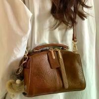 ราคา กระเป๋าหมอนเลื่อน Hu Di Nanfeng Chio2nd, กระเป๋าคุณภาพสูงใหม่สำหรับผู้หญิง, กระเป๋าสะพายมือถือและกระเป๋าสะพายข้าง, 2024 hobo bag กระเป๋า forever young กระเป๋า อริ แท้ กระเป๋า (1731627794247288199)