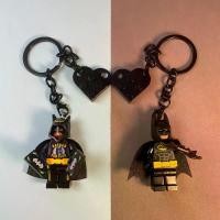 ราคา พวงกุญแจคู่, ตัวต่อ, พวงกุญแจคู่สไปเดอร์แมน, ยูนิคอร์นสีชมพูและฉลามสีน้ำเงิน, พวงกุญแจคู่ (1731690626438040507)