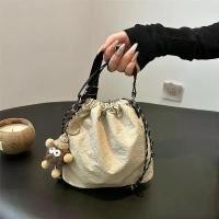 ราคา กระเป๋าถังผ้าไนลอน, สไตล์สันทนาการ, มาใหม่, เหมาะสำหรับนักเรียนหญิง, กระเป๋าสะพายไหล่และกระเป๋าสะพายข้าง, กระเป๋าใบเล็ก, กระเป๋าเก็บของ กระสอบ ป่าน ถุง ใส่ ขนม ปี๊บ กระสอบ ป (1731195441959634513)