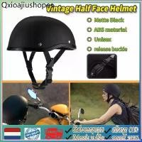 ราคา 【จัดส่งฟรี】หมวกหัวกะโหลก หมวกกันน็อครถจักรยานยนต์ Retro Half Helmet กีฬารถจักรยานยนต์หมวกกันน็อกเยอรมัน หมวกกันน็อคครึ่งใบ Ultralight ขี่จักรยานหมวกกันน็อก หมวกกันน็อคเป็นกลาง (1732604415349000069)