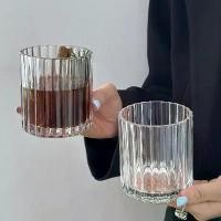 ราคา แก้ววิสกี้ แก้วเหล้าแก้วแนวตั้ง ลายแนวตั้ง แก้วช็อต แก้วน้ำในครัวเรือน ถ้วยขั้นสูง เหมาะสำหรับ KTV และบาร์ แฟชั่น สไตล์ Ins เหยือก ใส่ คูลเลอร์ มี ก๊อก ขนาด ใหญ่ น้ํา st (1731426991092959185)
