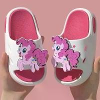 ราคา รองเท้าแตะใส่ในบ้าน ลายการ์ตูนโพนี่ตัวน้อย มาใหม่สำหรับฤดูร้อน สีชมพู พาย กันลื่น เหมาะสำหรับเด็กโตและเด็กหญิง (1732243946052290301)