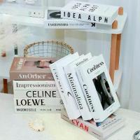 ราคา หนังสือปลอม สมุดปลอม หนังสือ ปลอม ของแต่งบ้าน พร๊อพถ่ายรูป ปกแข็ง สีสด ภาพคม สำหรับตกแต่งบ้าน ร้านกาแฟ ร้านน้ำชา (1731992532895500386)