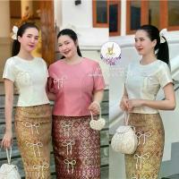 ราคา F139เสื้อไหมสี่เส้นอัดกาวทั้งตัวแต่งโบว์มุกแบบเย็บติดผ้าถุงสำเร็จผ้าทอลายทั้งผืนอัดกาวให้ทั้งตัวแต่งโบว์ #ชุดไทยประยุกต์ #ชุดไทย #ชุดแฟชั่น (1731659485194520042)