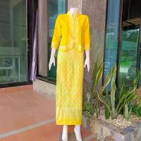 ราคา ชุดคอจีนแต่งsสีเหลือง ชุดผ้าฝ้ายพื้นเมือง ชุดไทย (1731087122668357899)