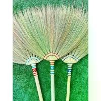 ราคา ไม้กวาดดอกหญ้าแบบถักไม่เต็มด้าม ทนทาน ไม่หลุดร่วง ไม้กวาด broom (1732331638479686489)