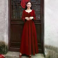 ราคา ชุดแต่งงานเจ้าสาวกำมะหยี่สีแดงไวน์ แขนยาว คอหัวใจ พลัสไซส์ ทรงสลิมฟิต เดรสทรงเอ ชุดแต่งงาน มีไซส์ 8XL (1730854364268366220)