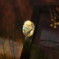 ราคา แหวนวินเทจ แฮนด์เมดแท้ ชุบเงินทองโบราณ ฝังลายฉลุ เคลือบไก่ น้ำมัน และแอมเบอร์เหลือง ปรับขนาดได้ สำหรับผู้ชายและผู้หญิง (1731658918694519876)