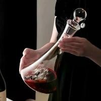 ราคา Decanter ไวน์แก้วเป่ามือ, การออกแบบภูเขาน้ำแข็งคริสตัลไร้สารตะกั่ว, ความจุมาก, เหมาะสำหรับวิสกี้, บอร์เนียว, และแบรนด์อื่น ๆ , ของขวัญคริสต์มาสสำหรับผู้ที่ชื่นชอบไวน์ กล่อง ใส่ (1732429251531081518)