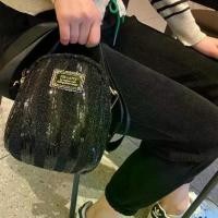 ราคา กระเป๋าสะพายข้างผู้หญิง แฟชั่นระดับไฮเอนด์ กระเป๋าสะพายข้าง กระเป๋าโทรศัพท์มือถือ กระเป๋าใบเล็ก ลำลอง พกพาสะดวก ทำจากหนัง PU ผ้าใบ ธรรมดา ลายดอกไม้ ลายทาง ลายจุด สีดำ สีน้ำตาล สีกรมท่า (17299477651162