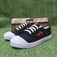 ราคา รองเท้า ผ้าใบ ตะกร้อ ยี่ห้อ GOLD CITY รุ่น SEPAK TAKRAW ขนาด 38-45 คลังสินค้า (1732105230209156660)