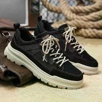 ราคา รองเท้าผู้ชาย ฤดูร้อน 2024 มาใหม่ ระบายอากาศ สไตล์ย้อนยุค รองเท้าบูทมาร์ติน อเนกประสงค์ ทันสมัย กันเปื้อน รองเท้าผ้าใบลำลอง รองเท้าผู้ชายโอนิซึกะ ร้องเท้า ผ้าใบ sepatu รองเท้า (1730668892848229269)