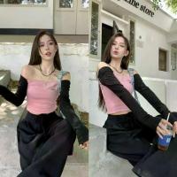 ราคา "M5878" พร้อมส่ง เสื้อแขนยาวเปิดไหล่ ไหมพรม สีทูโทนชมพูดำ -C (1729790643421088424)