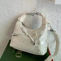 ราคา กระเป๋าถังมือถือสไตล์จีนใหม่สำหรับผู้หญิงราคาไม่แพงสไตล์หรูหรา Niche กระเป๋าสะพายข้างฤดูร้อนใหม่ 2025 พระ สียีนส์ กระเป๋า กระเป๋า ใส่ เหรียญ ไดม่อน ปริ้น (1732174439513490953)