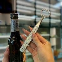 ราคา ที่เปิดขวดเบียร์ ทำจากสแตนเลส 304 บุคลิกสร้างสรรค์ สไตล์นอร์ดิก Ins ที่เปิดขวด ที่เปิดฝาหรูหรา ของขวัญ ปัจฉิม ห้อยคอ ของขวัญ มายเมโลดี้ น้ํา ปิง ของ ชําร่วย ราคา ส่ง (1732358085839652482)