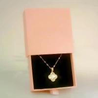 ราคา สร้อยคอจี้โคลเวอร์สี่ใบ สีทองนำโชค โคลเวอร์สี่ใบ ประสบความสำเร็จในหลายแง่มุม สร้อย ถุง ทอง ดัก ทรัพย์ (1732627972557539322)