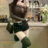 ราคา กางเกงยีนส์ขาสั้น เอวสูง สีดำ พลัสไซส์ สำหรับผู้หญิง สไตล์ฤดูร้อน รัดรูป สาวฮอต พลัสไซส์ สไตล์อเมริกัน กางเกงสะโพก เกงยีนส์ สี สนิม เข้ม เอว สูง สาม ส่วน โกดัง ขายส่ง กางเกง ยีนส์ ถุง สุ่ม 99 (1731743