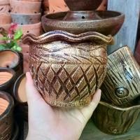 ราคา กระถางดินเผา กระถาง 6 นิ้ว กระถางทรงปากระบาย กระถางลายตาราง เครื่องปั้นดินเผาราชบุรี (1730716226373781570)