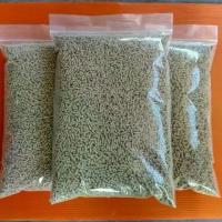 ราคา ❧อาหารหมูนม(ซีพี) หอม กินดีมาก โปรตีน18% อาหารลูกหมู ใช้ผสมอาหารไก่ชน นก แฮมสเตอร์ หนูไมค์ แบ่งขาย1กิโล♀ (1732790675425822567)