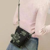 ราคา กระเป๋าสไตล์จีนใหม่สำหรับผู้หญิง,สไตล์ชิคลำลอง,กระเป๋าสะพายไหล่เดียว,กระเป๋าสะพายข้าง,2024 รับ ซื้อ กระเป๋า แบรนด์เนม แท้ กระเป๋า ปลา (1732283711719835333)