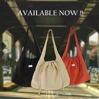 ราคา กระเป๋า vida stuff รุ่น Adole Tote Bag ผ้า Oxford สำหรับสะพายไหล่ คําแนะนําผลิตภัณฑ์ใหม่ของเดือนนี้ ข้าง brandname แท้ หิ้วlyn ปลา สะพาย สี พาสเทล (1732675338701801275)