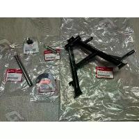 ราคา ขาตั้งคู่เวฟครบชุด แท้เบิกHonda 100% ใส่เวฟ125S เวฟ125R เวฟ125X เวฟ125ไฟเลี้ยวบังลม โช๊คหน้า ย่อ เติม ลม ระบบ ไฟ วัยรุ่น อินโด led สีเขียว tjm ยาง แก้ม เตี้ย ตาปีศาจ ติด รถ มอไซค์ (1732121421652985348