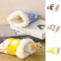 ราคา เปลือยหนู เตียงน่ารัก รูปทรงกระเป๋า ทำจากรังฝ้ายหนูแฮมสเตอร์ นกแก้ว/นกฮูก กระเป๋าใส่สัตว์เลี้ยง ผ้าขนแกะอุ่น/ผ้าใบ เหมาะสำหรับเม่น/กระรอก (1732651855005255624)