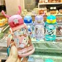 ราคา เด็กฟางถ้วยน้ำการ์ตูนเขากวางถ้วยพลาสติกนักเรียนผู้ให้บริการกาต้มน้ำเด็กความจุขนาดใหญ่ถ้วยฟาง สีน้ำ ขวดน้ำ (1731965488125937614)
