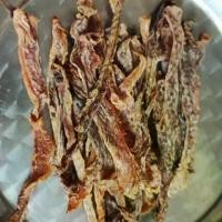 ราคา ขนมสุนัข สันในหมู nutridogs ทำจากสันในหมูแท้ 100% ไม่แต่งสี กลิ่น รส ไม่ใส่วัตถุกันเสีย สไลด์บาง แท่งหักง่าย 80 กรัม (1729675650582415947)