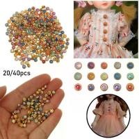 ราคา อุปกรณ์งานฝีมือ DIY, 20/40pcs, ขนาด 4 มม., การตัดเย็บเสื้อผ้า Pullip, เหมาะสำหรับตุ๊กตา 1/6, เสื้อผ้าตุ๊กตา DIY, ปุ่มขนาดเล็ก (1731888859359184231)