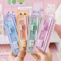 ราคา ชุดดินสอการ์ตูนหมีแมว 1 ชุด กบเหลาดินสอ ยางลบ ไม้บรรทัด นักบินอวกาศน่ารัก ชุดคริสต์มาส เครื่องเขียน ดินสอเขียน ของขวัญเด็ก (1729722928610969872)