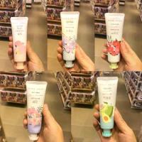 ราคา ครีมทามือ Miniso Series ดอกและผลัดใบ ให้ความชุ่มชื้น สดชื่น ไม่เหนียวเหนอะหนะ แบบพกพา ขนาดเล็ก ให้สารอาหารและให้ความชุ่มชื้นตลอดฤดูหนาว (1730331543072771030)