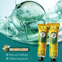 ราคา ครีมทามือ, น้ำผึ้งนุ่มและเรียบเนียน, ฟื้นฟูผิว, เหมาะสำหรับฤดูใบไม้ร่วงและฤดูหนาว, ครีมทามือ แฮนด์ครีม บํารุง มือ loccitane non fiction hand cream (1732198262835743360)