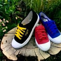 ราคา Mashare​ รุ่น M225​ รองเท้า​ผ้าใบ​เตะ​ตะกร้อ​ ไซส์ : 38 -​43 (1732183169541114581)