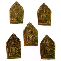 ราคา [COD] [Tiktok] ขุนแผนเบญจภาคีหลวงพ่อกวย พระเครื่องยอดนิยม วัตถุมงคล เครื่องรางของขลัง ตลาดพระ เชียนพระ ของคลัง พระกรุ (1732145583490761781)