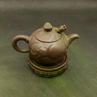 ราคา ของเก่า, ชุดน้ำชาเก่า, กาน้ำชนทำมือดินเหนียวสีม่วงคุณภาพสูง, รูปแกะสลักดินเหนียวสีม่วงทันสมัย, การออกแบบ "การตกปลาบนตัวมังกร" (1732289224781366692)