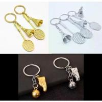 ราคา พวงกุญแจ, แร็คเก็ตและลูกข่าง, ฟุตบอล, แบดมินตัน, สีทองและสีเงิน, พวงกุญแจ, พวงกุญแจ, แร็คเก็ตและแบดมินตัน, ฟุตบอล, พวงกุญแจสีทองและสีเงิน, พวงกุญแจ (1732411972787471933)