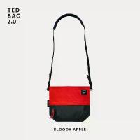 ราคา Ted bloody apple sling bag กระเป๋าสะพายข้างใบเล็ก รุ่นเท็ด สีแดงกรม (1733347175524239093)