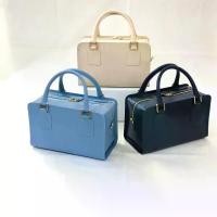 ราคา rectangle bag กระเป๋าสะพายหนังแท้ กระเป๋าผู้หญิงหนังแท้ แบรนด์ klaas (1729512826016598757)