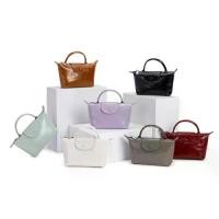 ราคา กระเป๋าสะพายข้างขนาดเล็ก กระเป๋าหนังแท้ กระเป๋าถือขนาดเล็ก merge day bag leather bag กระเป๋า ชาวดอย แบรนด์ เนม กระเป๋า หนัง แท้ แบรนด์ ไทย (1733187836192786243)