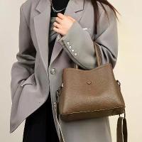 ราคา Elegant Black Synthetic Faux Leather Tote Bag for Women, Solid Color with Removable Strap, Checkpoint-friendly, Zipper Closure, Polyester Lining, Button Embellishment, Triple Poc (1733338609967334659)