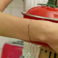 ราคา Hirunya : Clova Bracelet (สร้อยข้อมือทองคำแท้ 9K) (1732631428650927391)