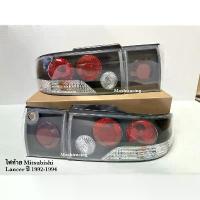 ราคา ไฟท้าย ไฟท้ายแต่ง MITSUBISHI LANCER ปี 1992 1993 1994 โดนัทดำ E-CAR (1733115517081191669)