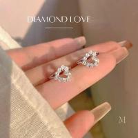 ราคา MINDต่างหูเงินแท้ Diamond Love Earrings ตุ้มหูเงินแท้ ต่างหูแฟชั่น ตุ้มหูดีไซน์สวย ต่างหูเพรช คําแนะนําการขายที่ร้อนแรงในเดือนนี้ (1732475460914742408)